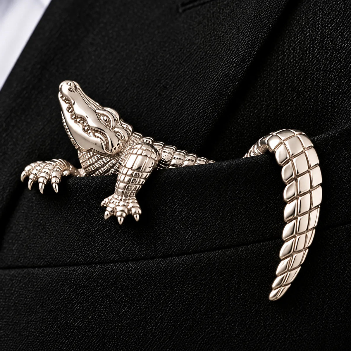 ✨ Luxury Sculpted Animal Brooch – Premium Statement Piece for Suits & Blazers
