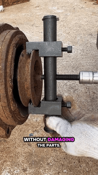 🔥LAST DAY 49% OFF - 🔧 Adjustable Heavy-Duty Pulley Puller Tool | 40-165mm Universal Crankshaft & Power Steering Pump Pulley Removal Tool